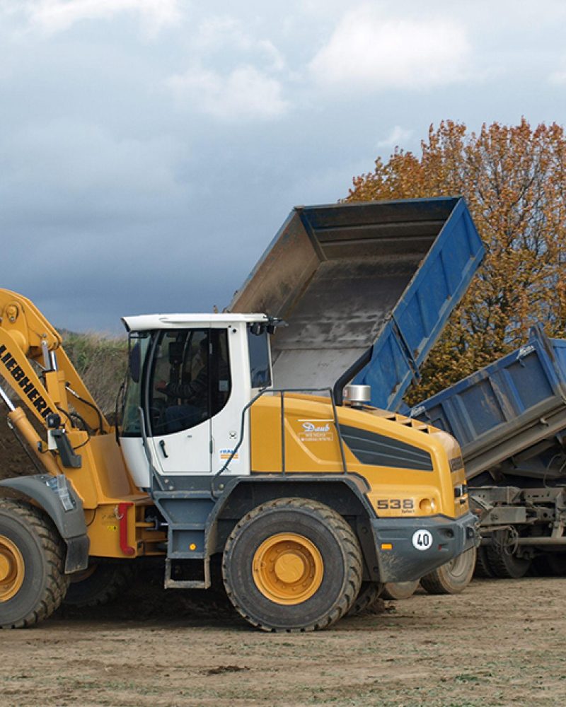 LKW und Bagger